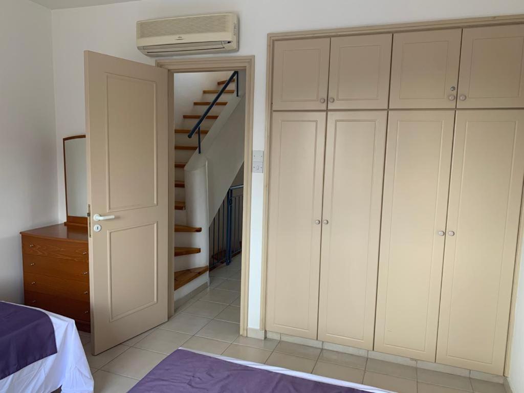 Regina Gardens - Spacious 3 Bed, 2 Bath Maisonette Paphos 外观 照片