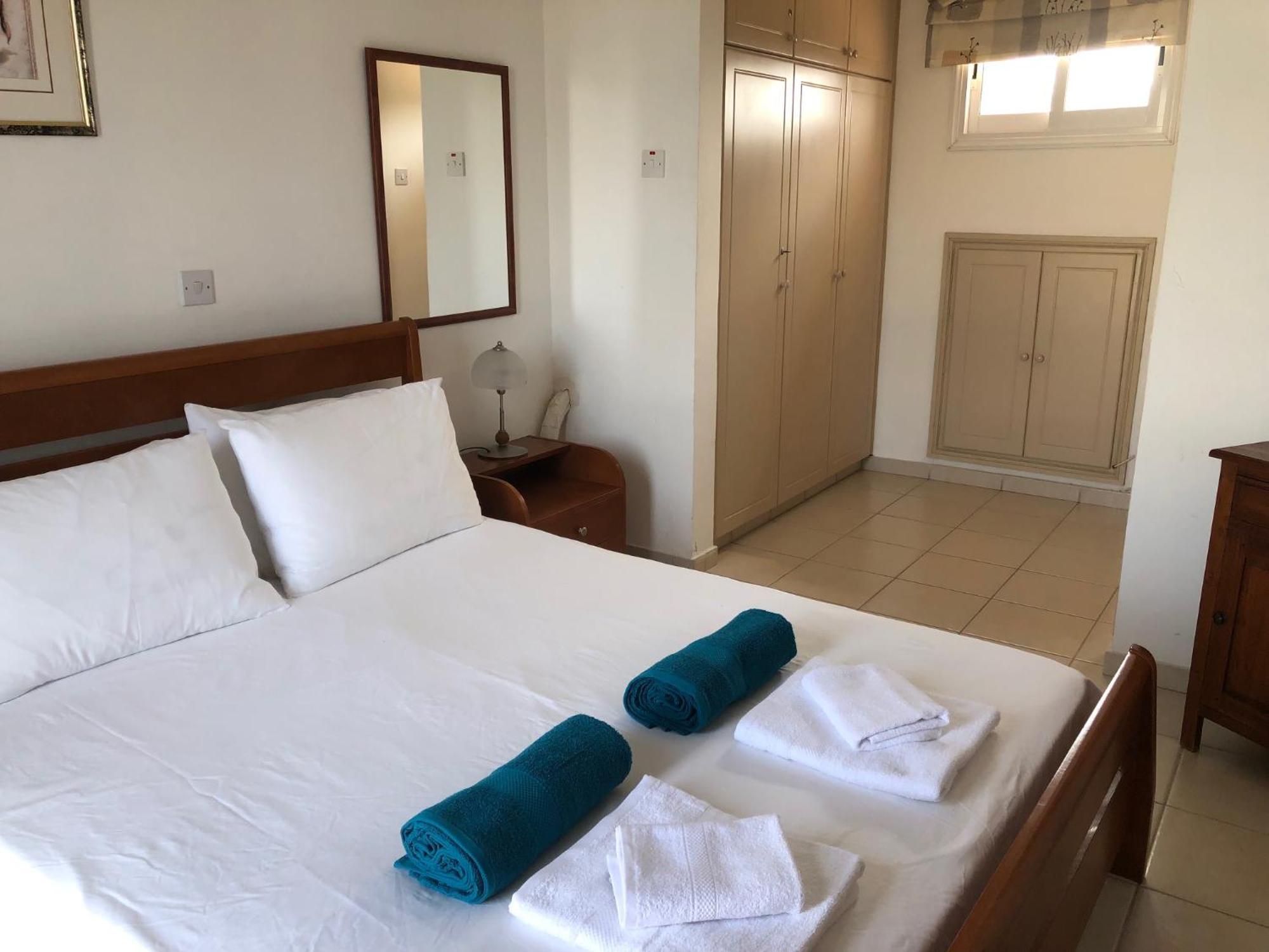 Regina Gardens - Spacious 3 Bed, 2 Bath Maisonette Paphos 外观 照片